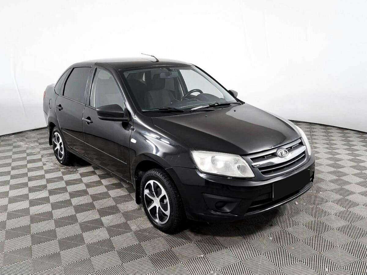 Б/У Лада (ВАЗ) Гранта 2017 года. Фото: #2