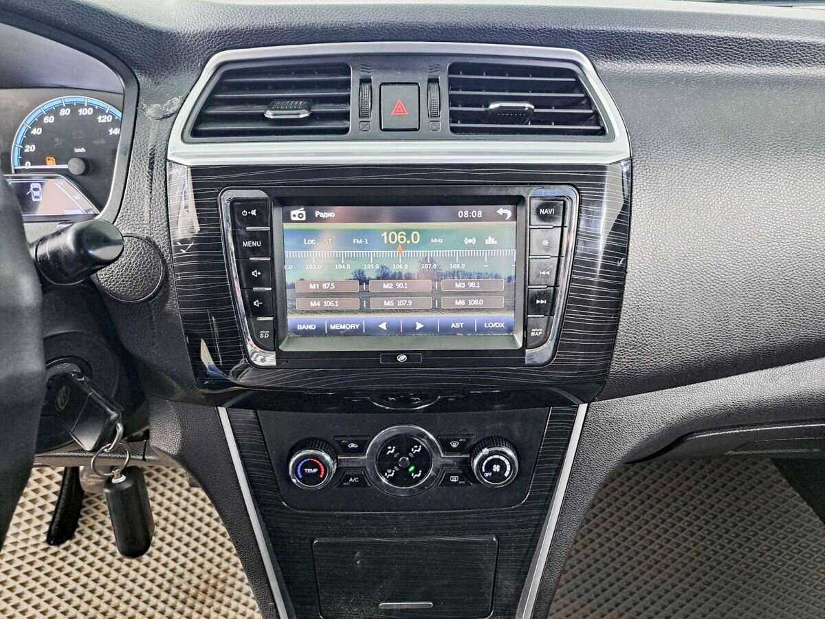 Б/У Лифан Солано 2016 года. Фото: #12