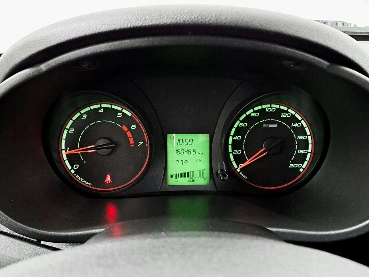 Б/У Лада (ВАЗ) Калина 2015 года. Фото: #9