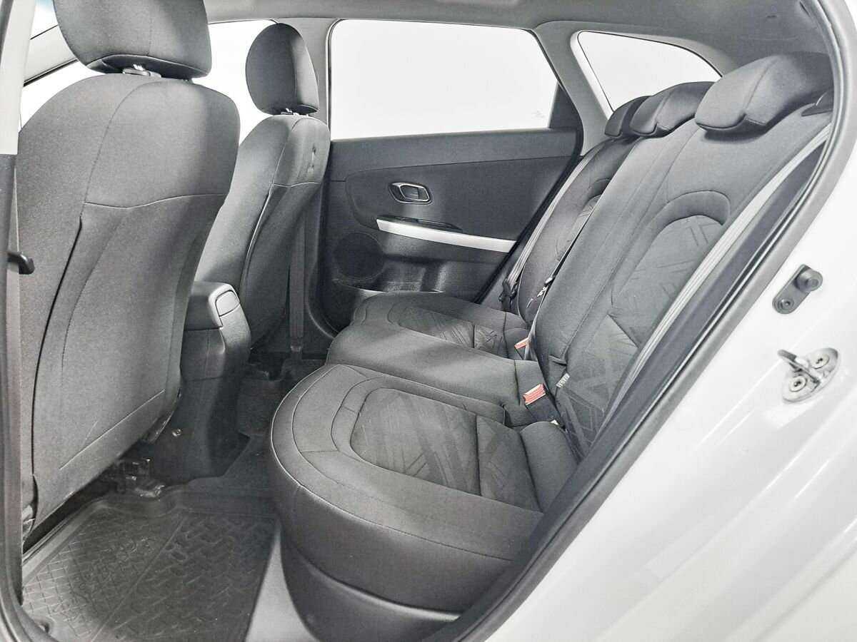 Б/У Киа Сид 2018 года. Фото: #8