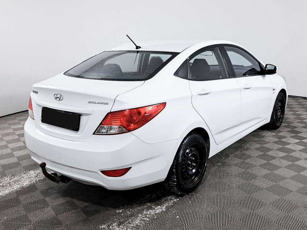 Б/У Хендай Солярис 2013 года. Фото: #4