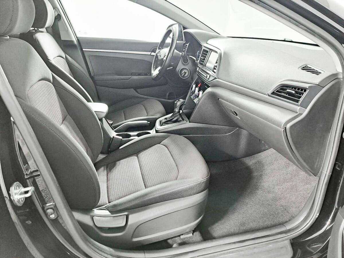 Б/У Хендай Елантра 2019 года. Фото: #7