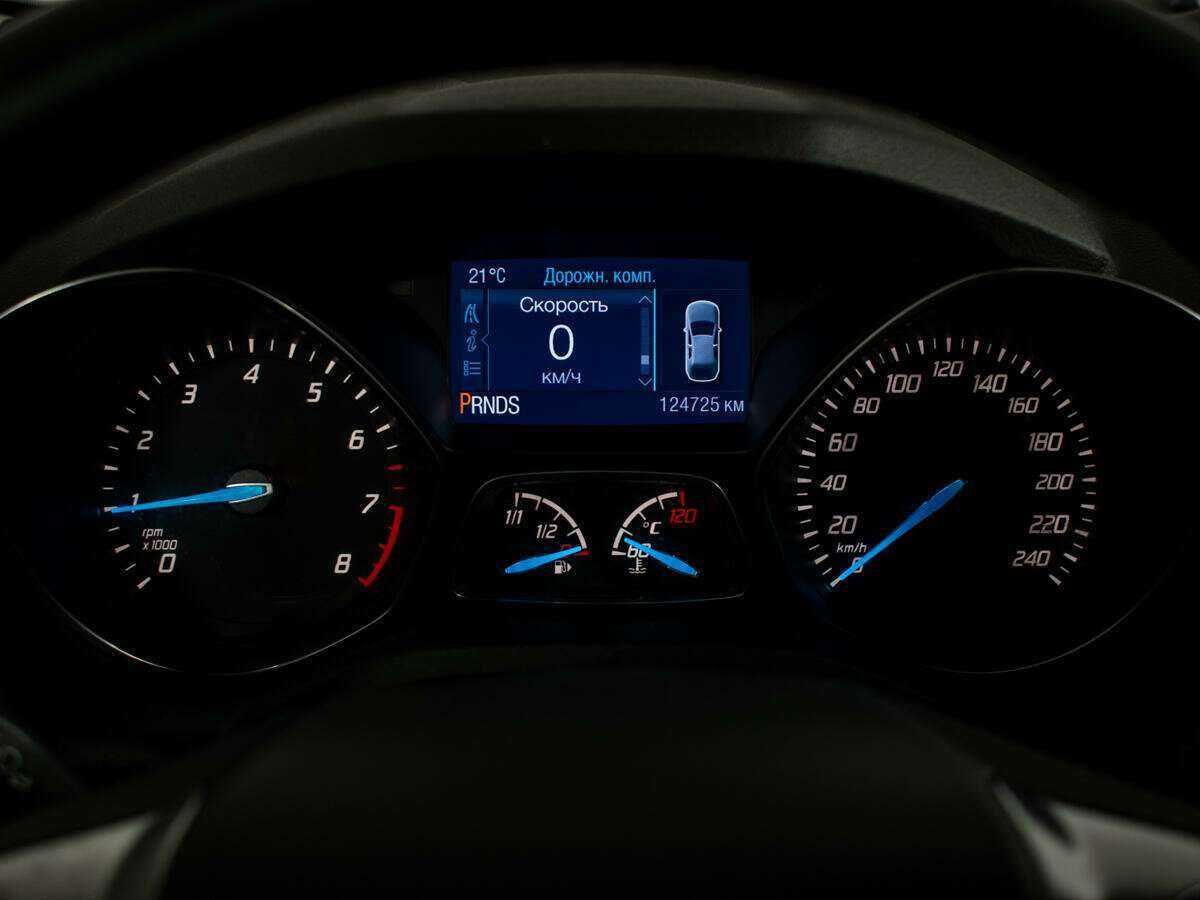 Б/У Форд Куга 2015 года. Фото: #10