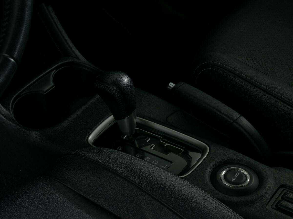 Б/У Митсубиши Оутлэндер 2013 года. Фото: #14