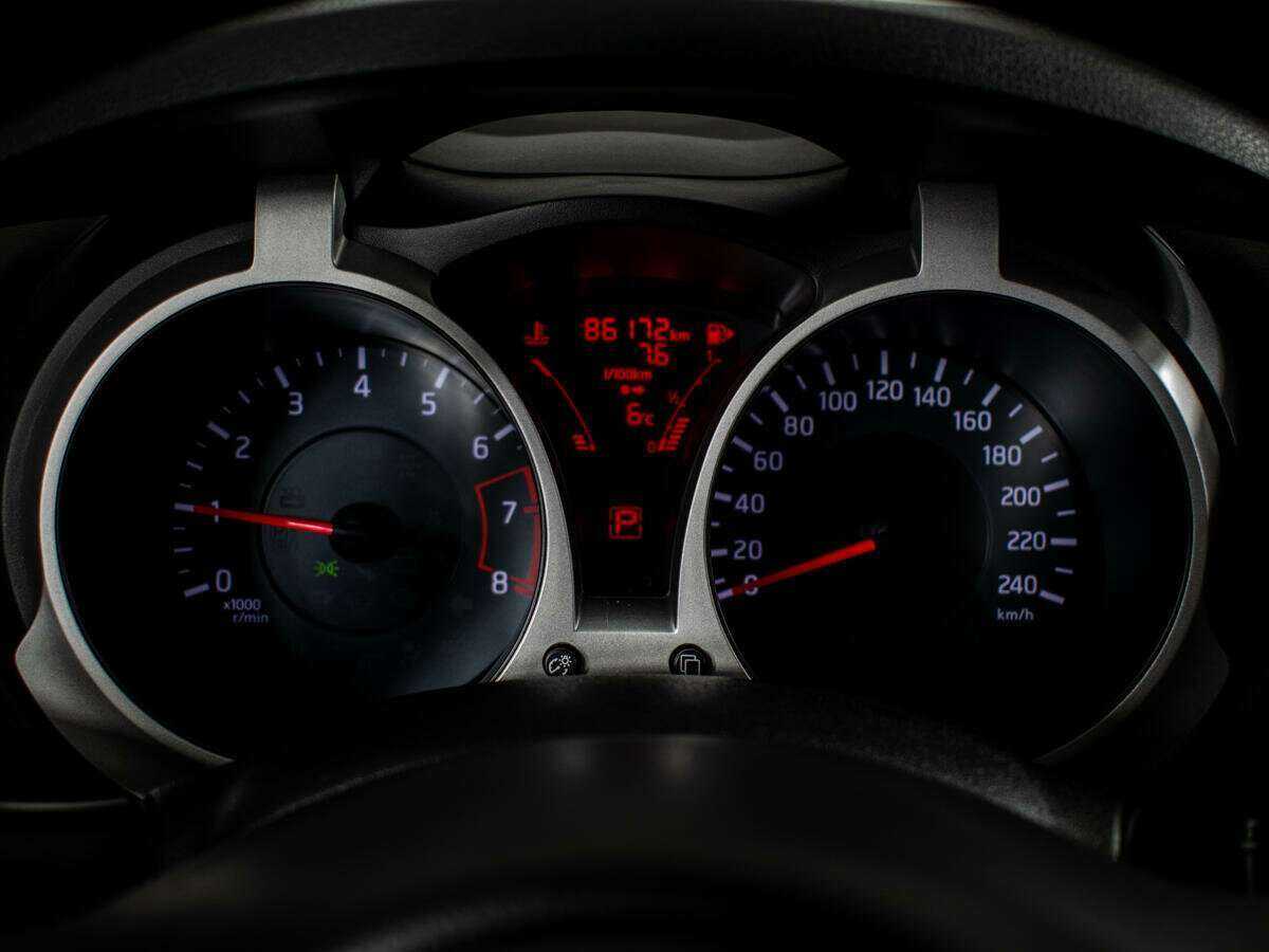 Б/У Ниссан Жук 2013 года. Фото: #9