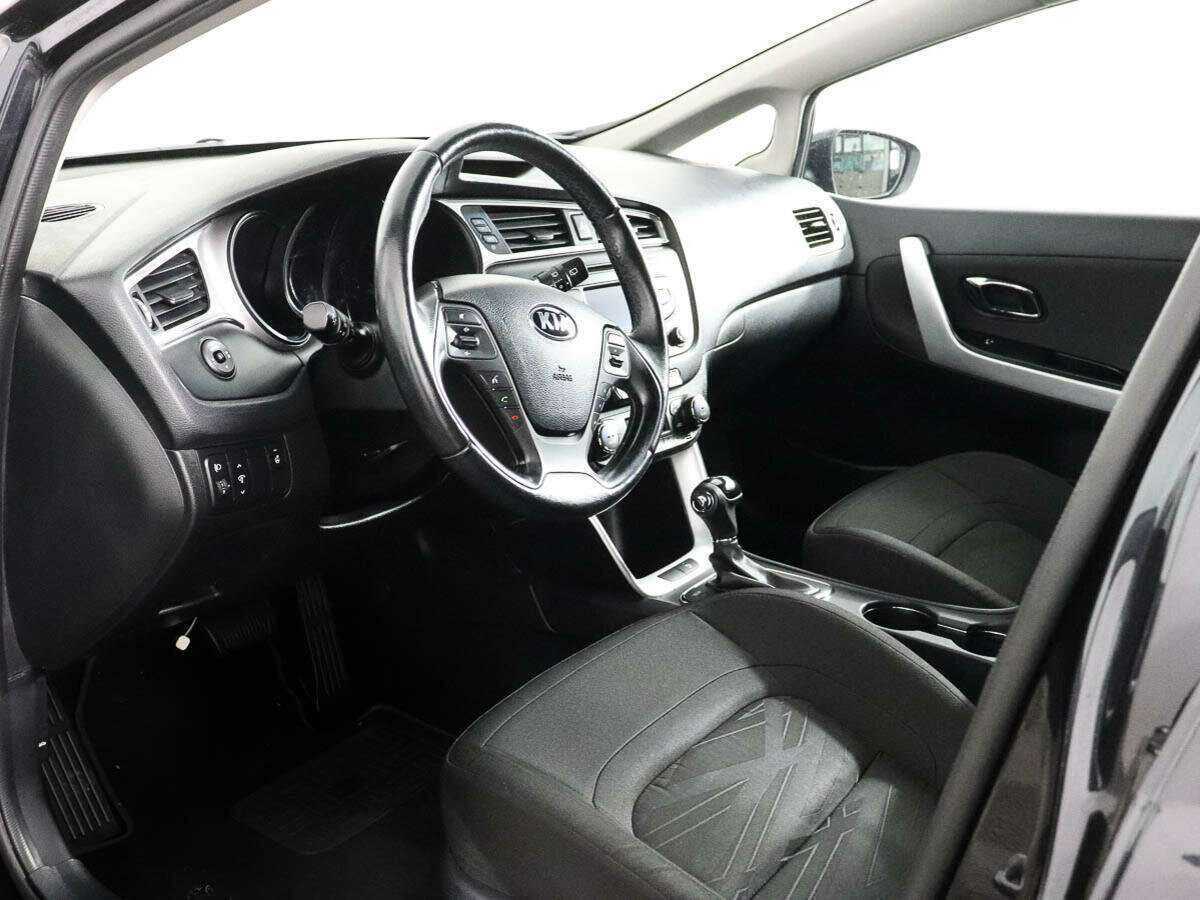 Б/У Киа Сид 2017 года. Фото: #6