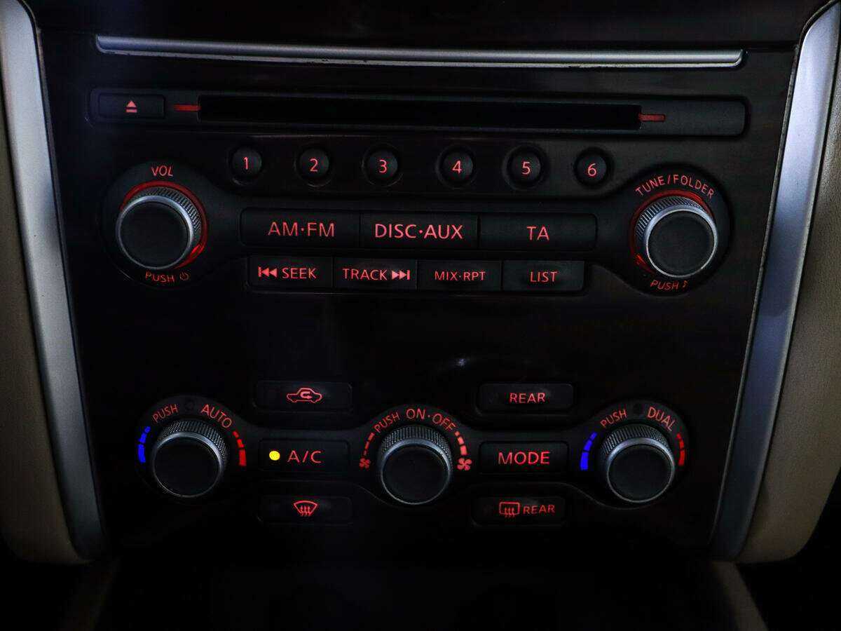 Б/У Ниссан Патфайндер 2014 года. Фото: #16