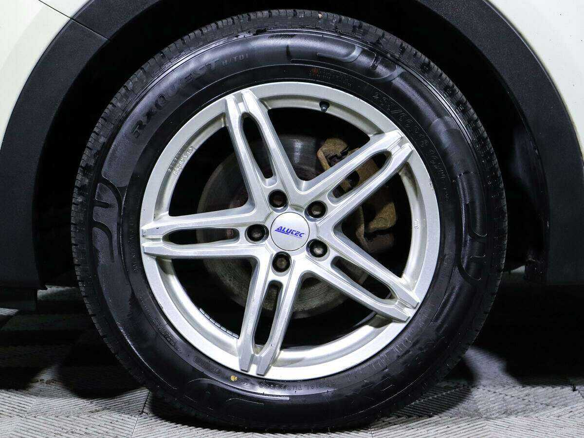 Б/У Хендай Санта Фе 2013 года. Фото: #21