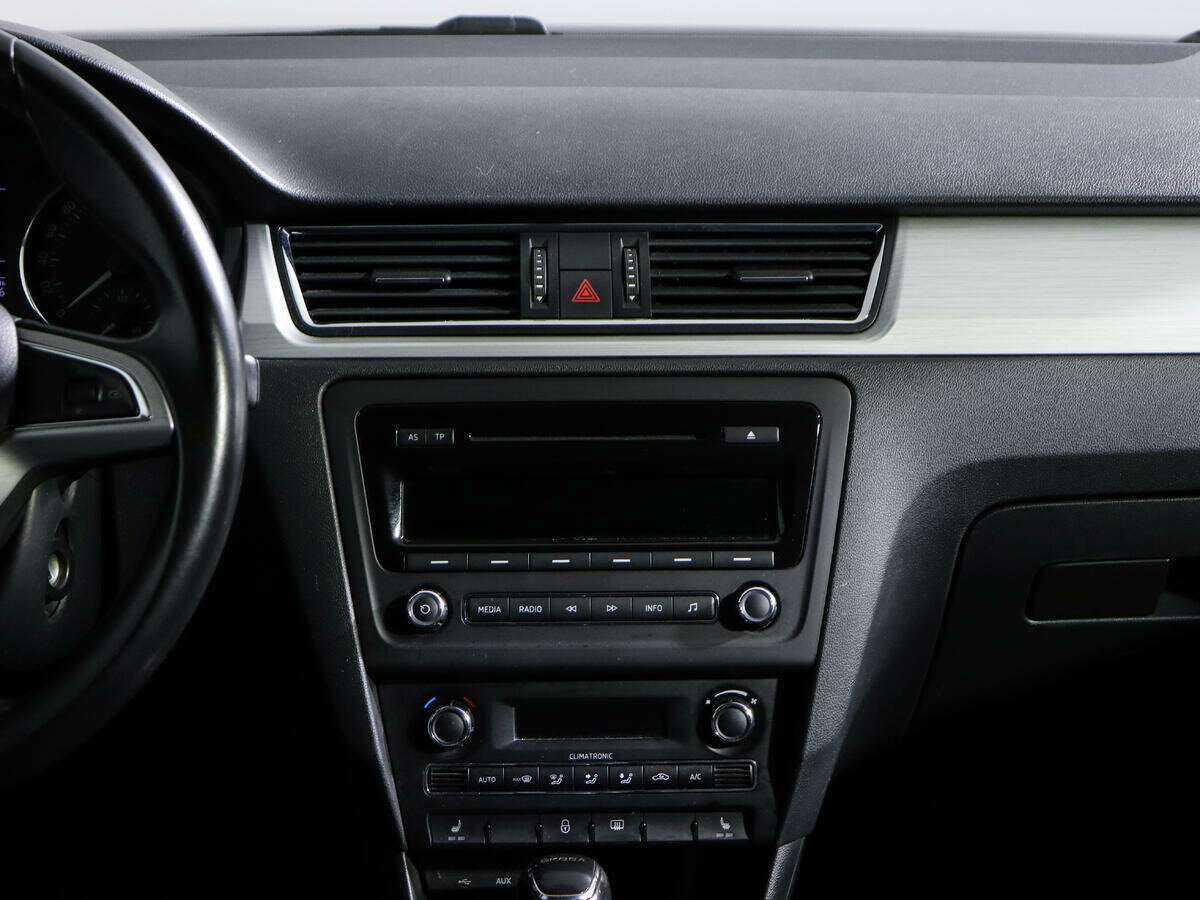 Б/У Шкода Рапид 2014 года. Фото: #11