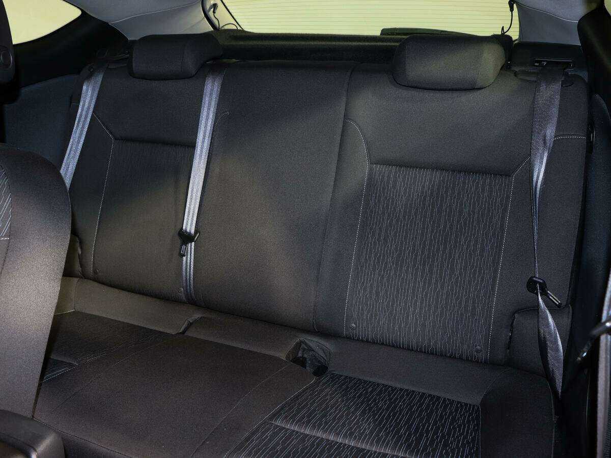 Б/У Опель Астра 2014 года. Фото: #9