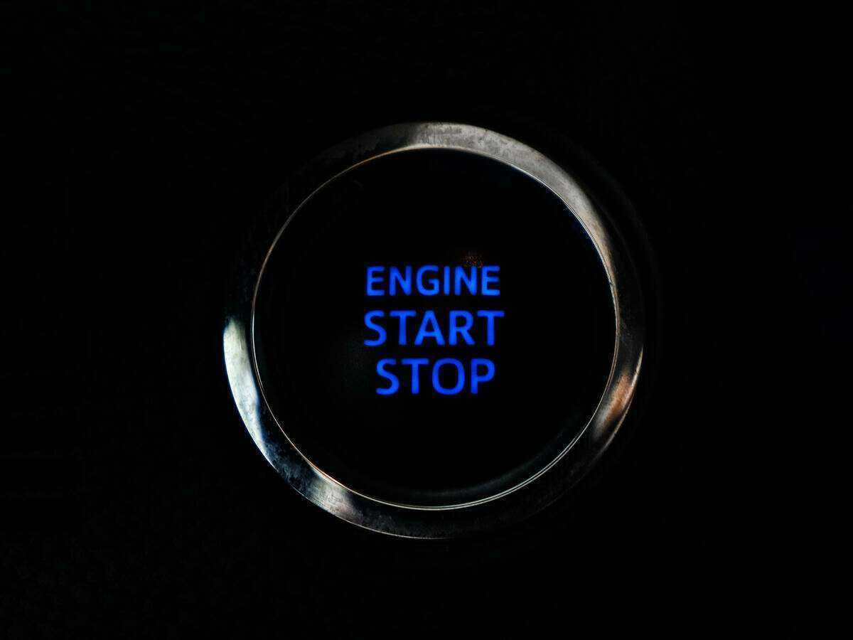 Б/У Тойота Королла 2018 года. Фото: #13