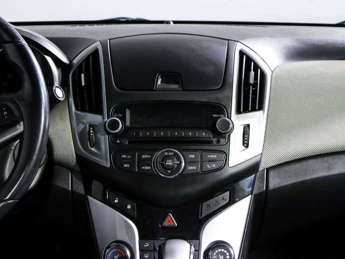 Б/У Шевроле Круз 2013 года. Фото: #9