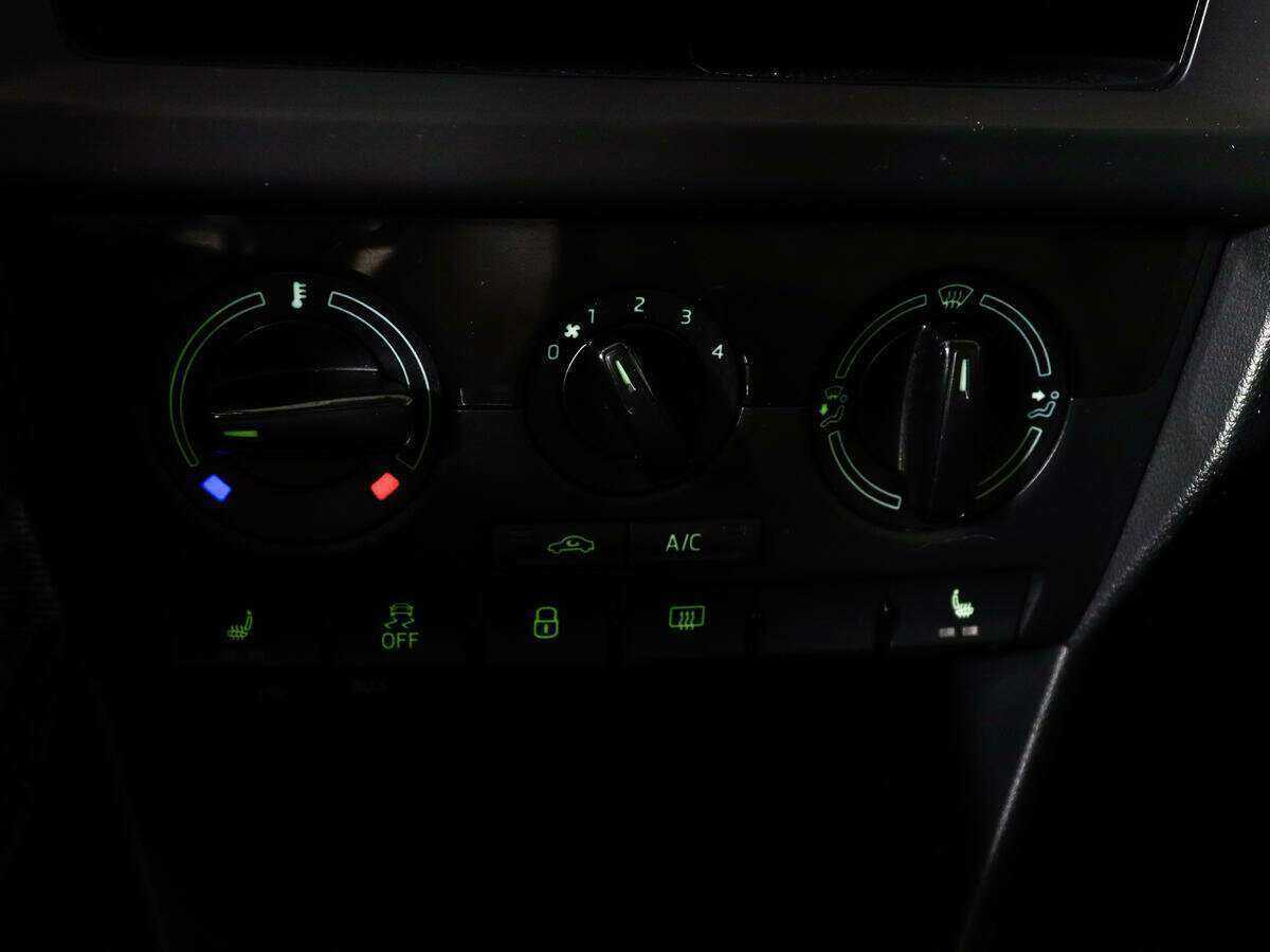 Б/У Шкода Рапид 2018 года. Фото: #13