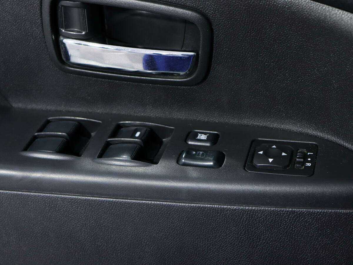 Б/У Митсубиши АС-Икс 2012 года. Фото: #14