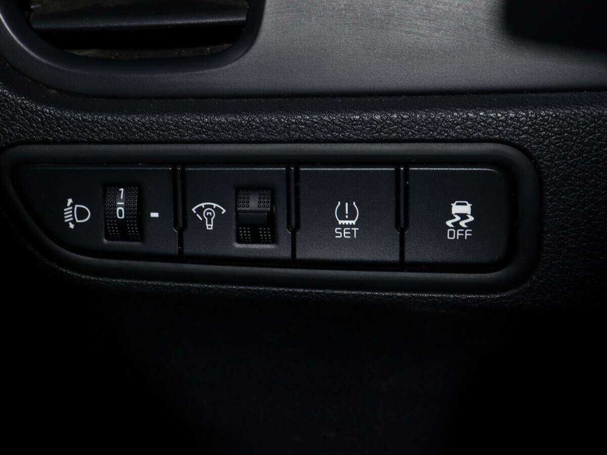 Б/У Киа Рио 2018 года. Фото: #14