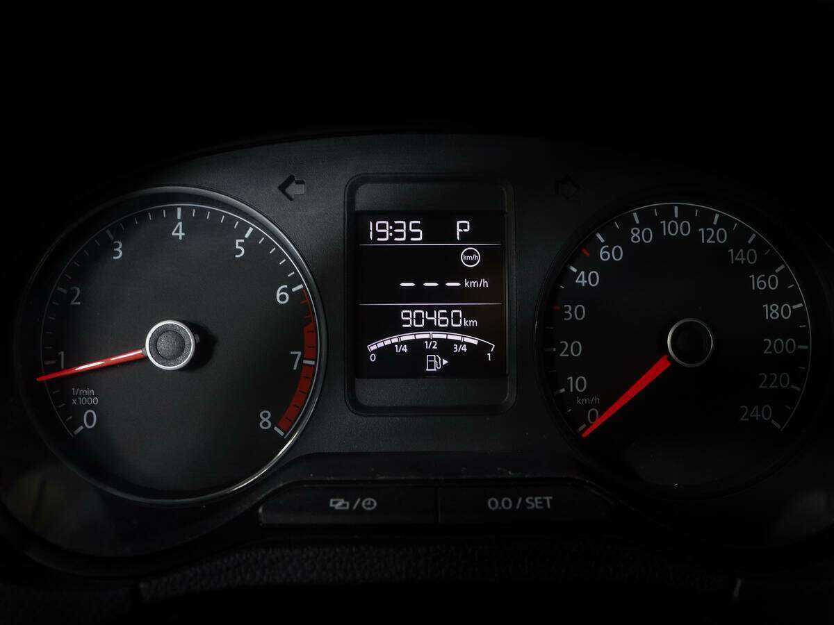 Б/У Фольксваген Поло 2019 года. Фото: #9