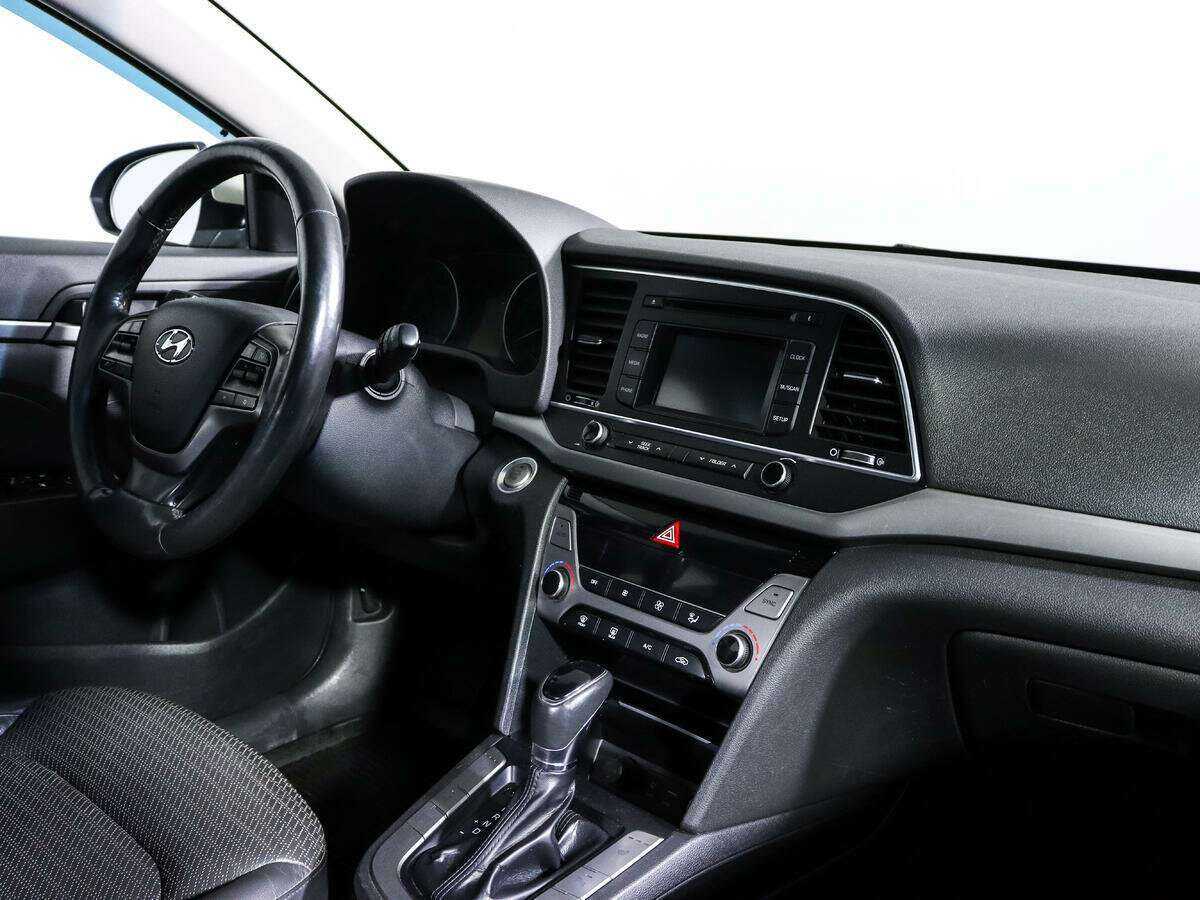 Б/У Хендай Елантра 2018 года. Фото: #8