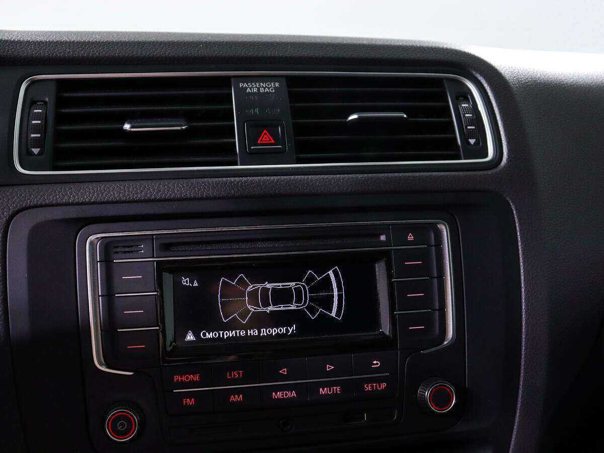 Б/У Фольксваген Джетта 2016 года. Фото: #13