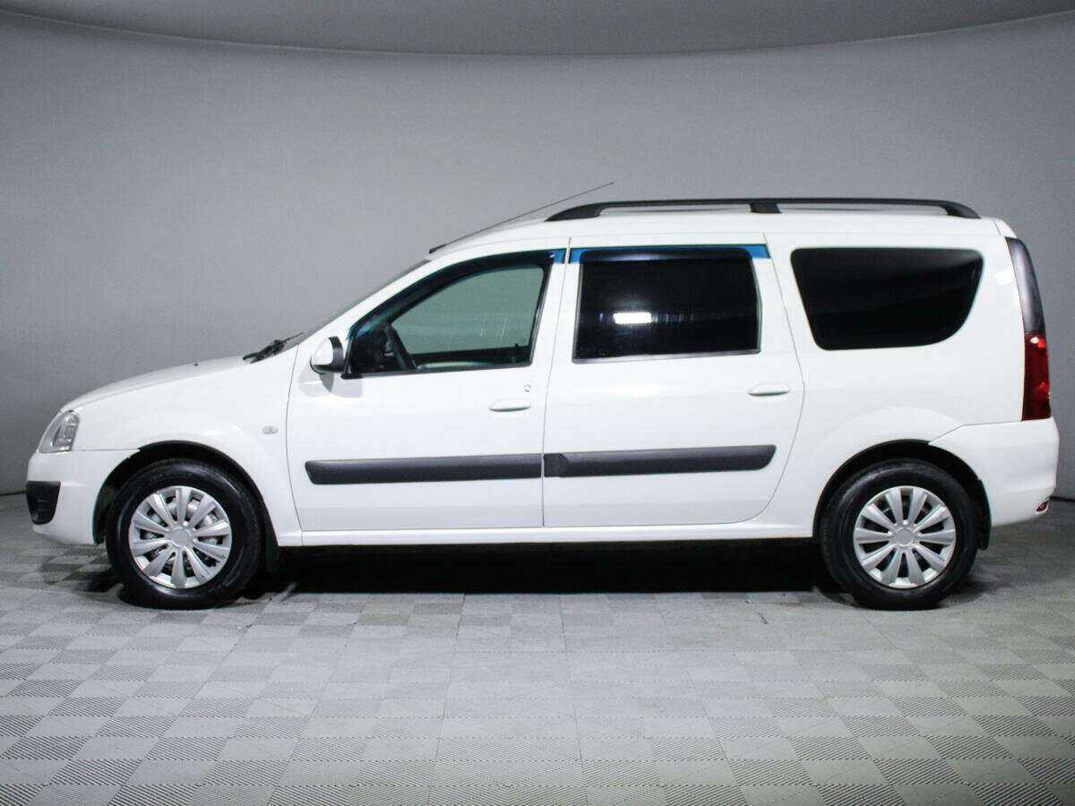 Б/У Лада (ВАЗ) Ларгус 2017 года. Фото: #7