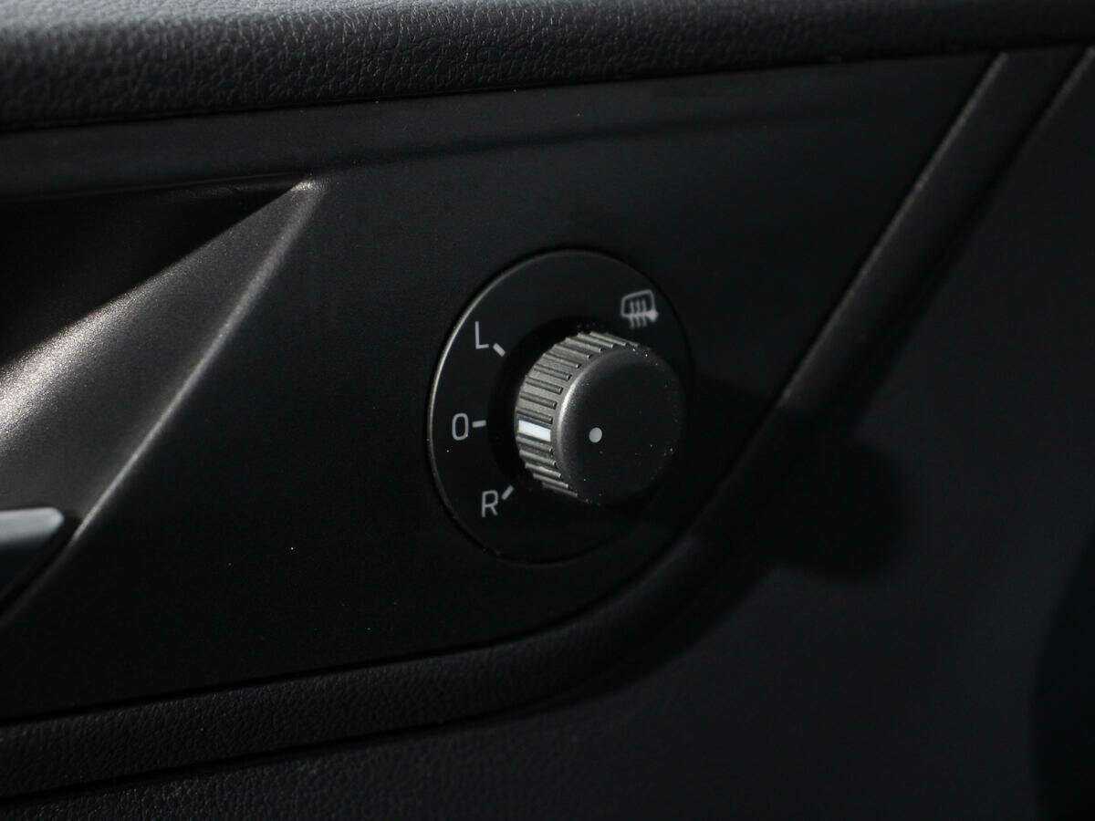 Б/У Фольксваген Поло 2021 года. Фото: #15