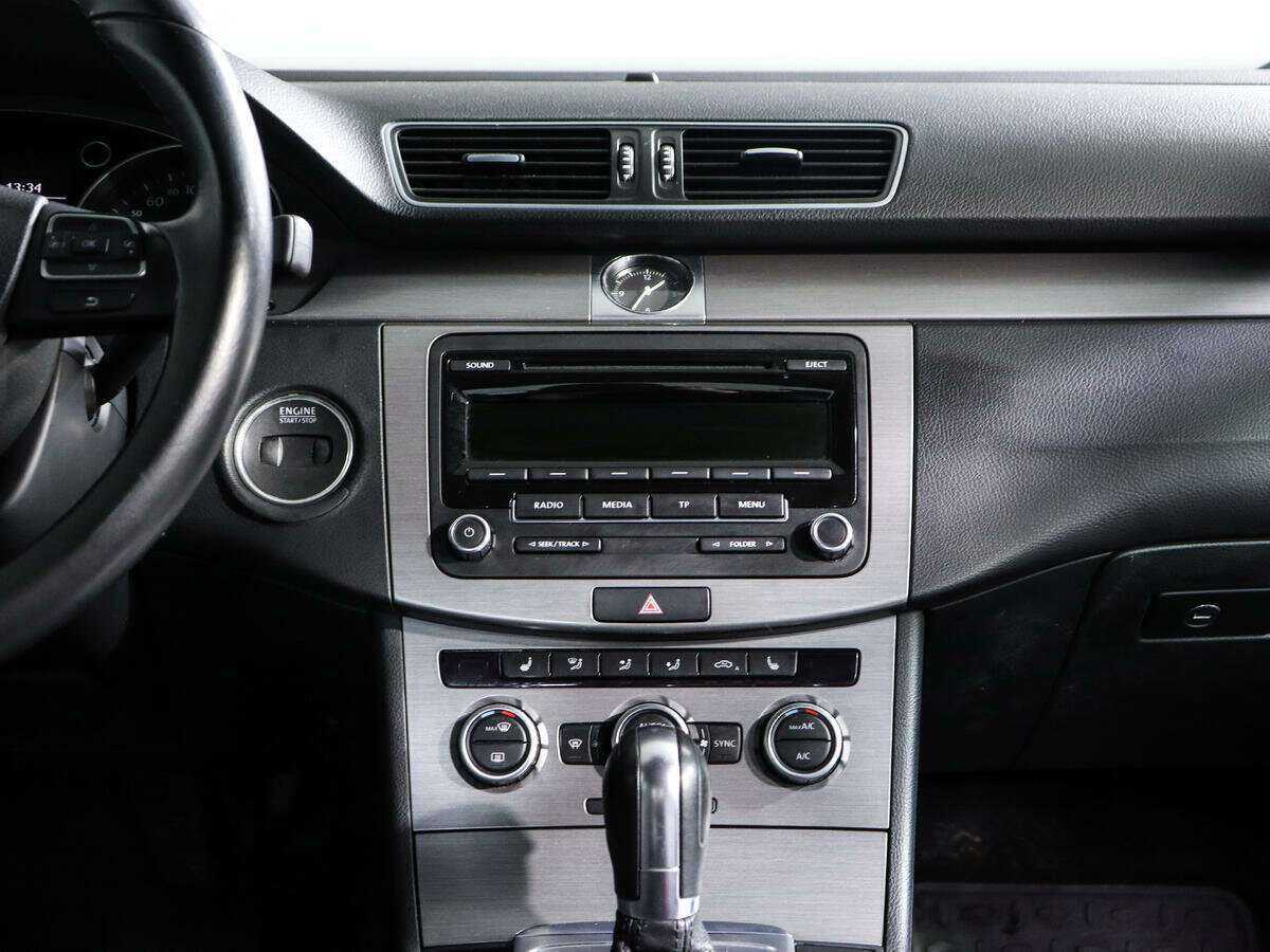 Б/У Фольксваген Пассат 2014 года. Фото: #10