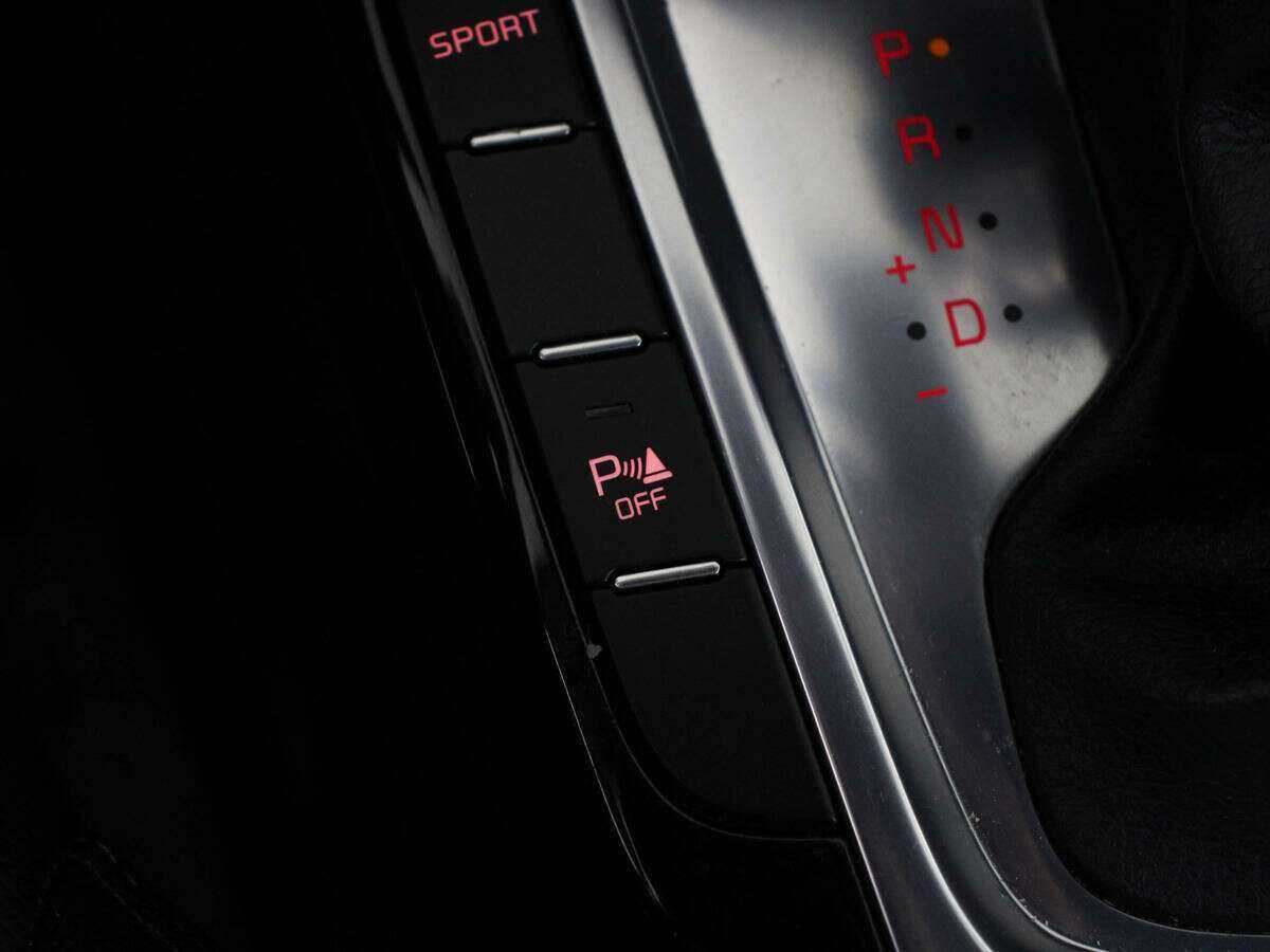 Б/У Киа Сид 2018 года. Фото: #16