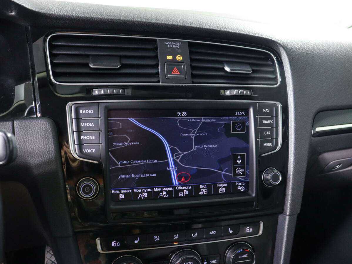 Б/У Фольксваген Гольф 2013 года. Фото: #17