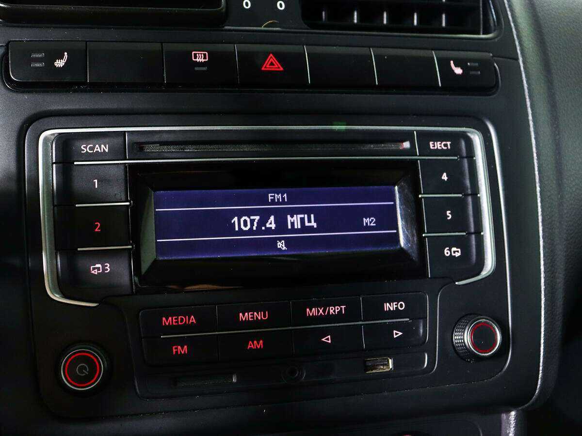 Б/У Фольксваген Поло 2014 года. Фото: #11