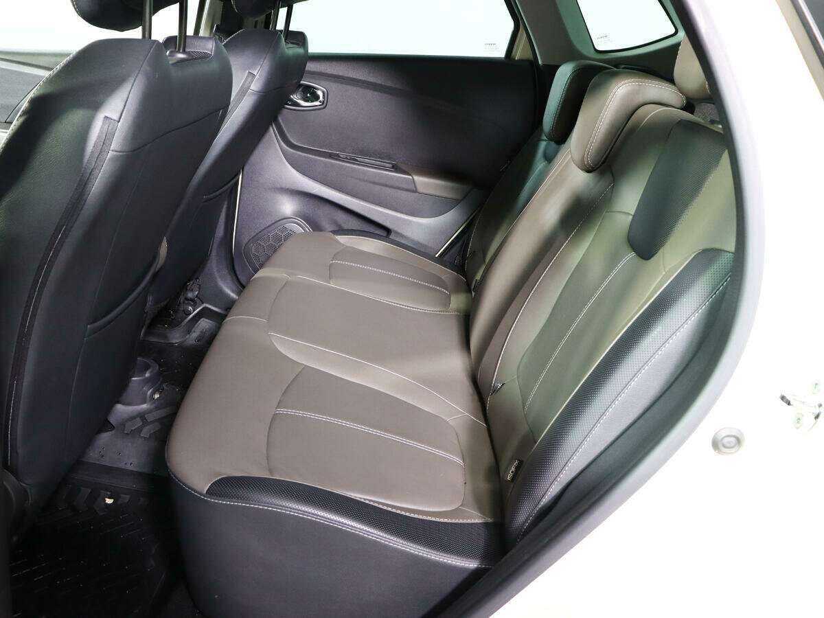 Б/У Рено Каптюр 2019 года. Фото: #7