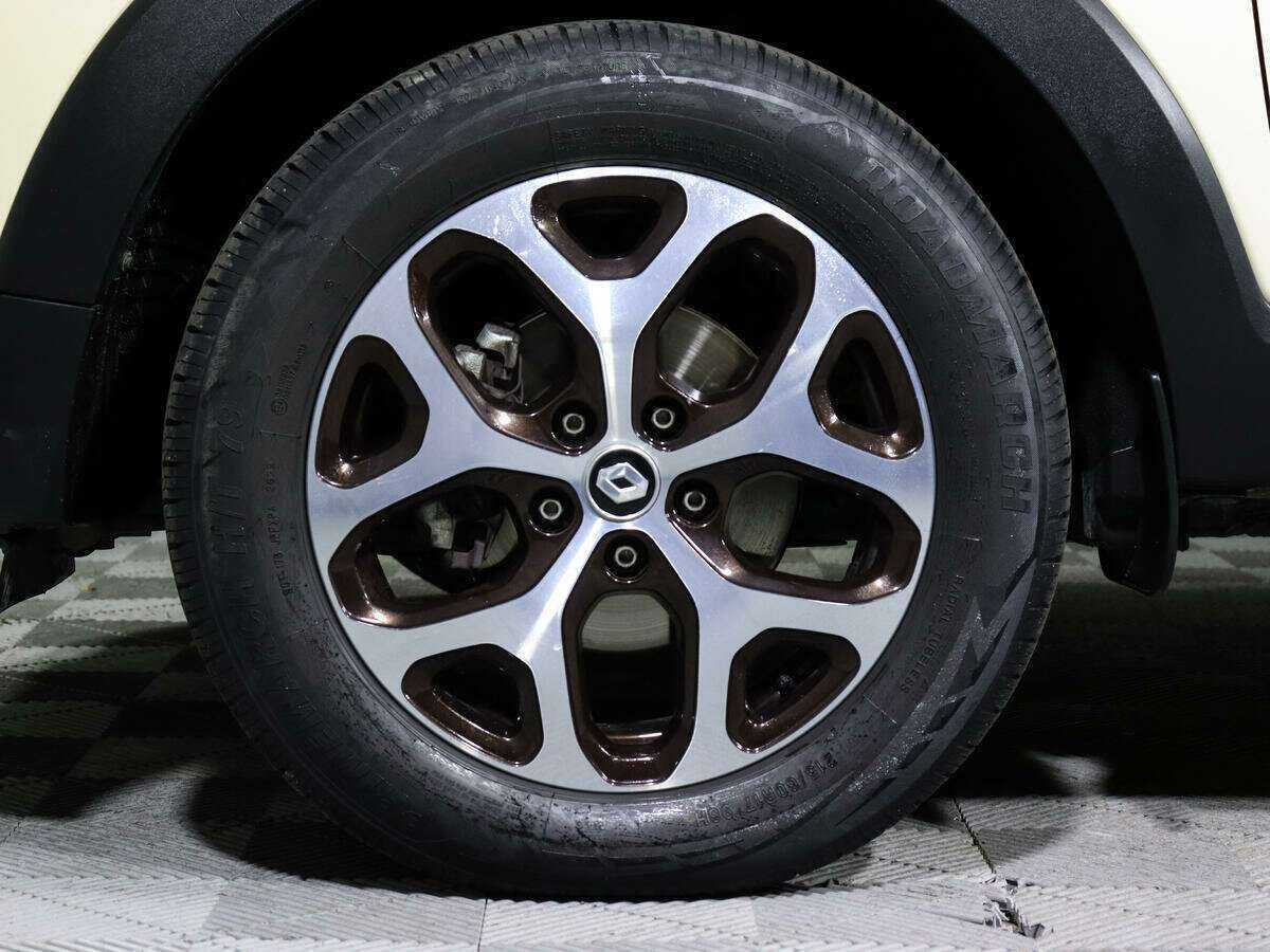 Б/У Рено Каптюр 2019 года. Фото: #12