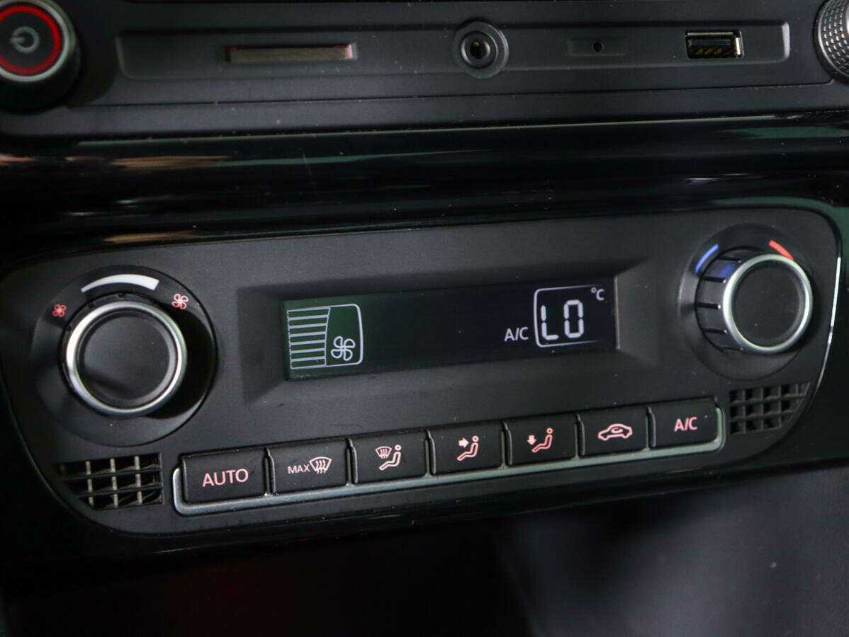 Б/У Фольксваген Поло 2017 года. Фото: #14