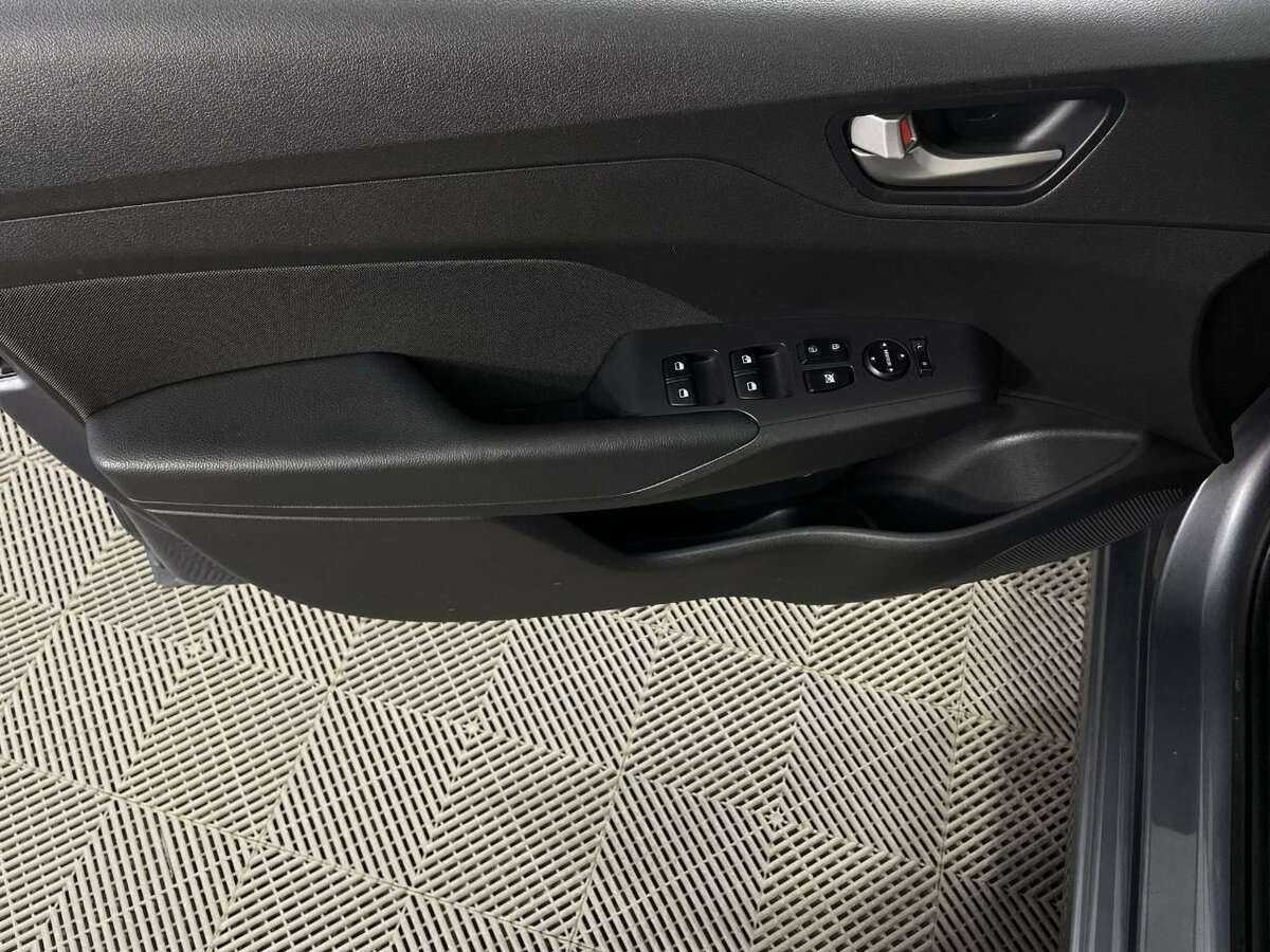 Б/У Хендай Солярис 2017 года. Фото: #7