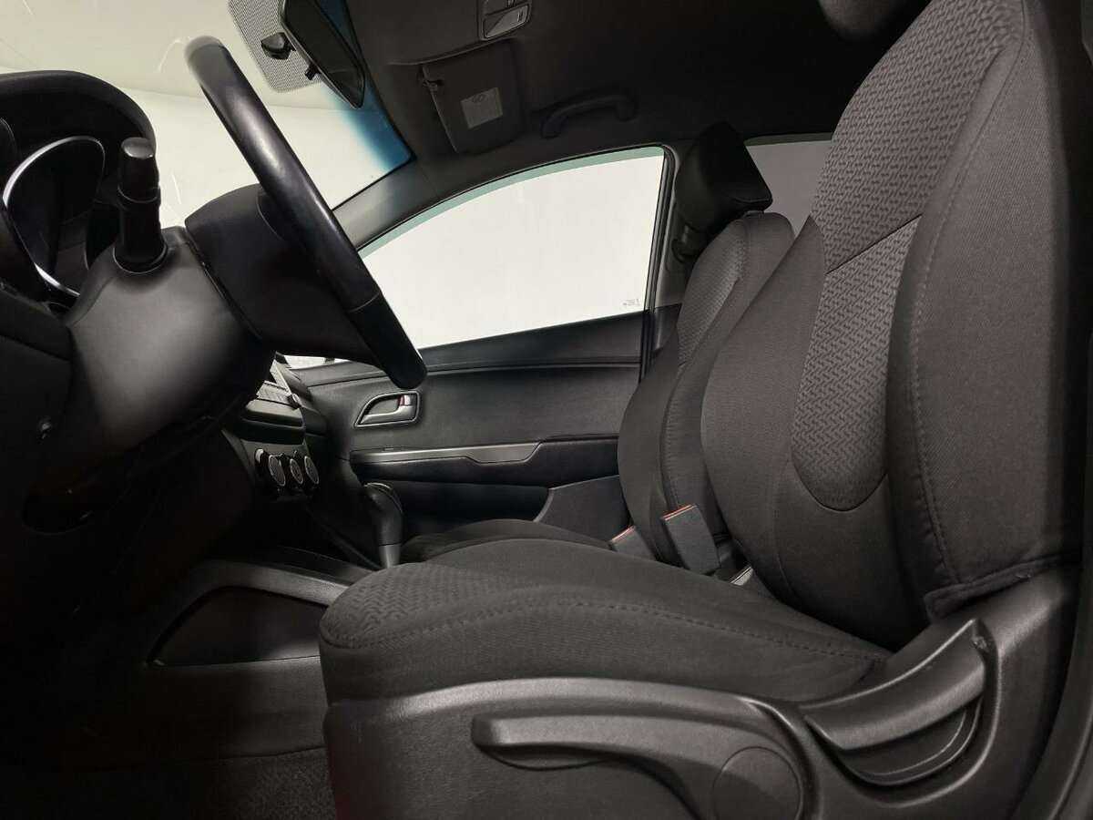 Б/У Киа Рио 2016 года. Фото: #9