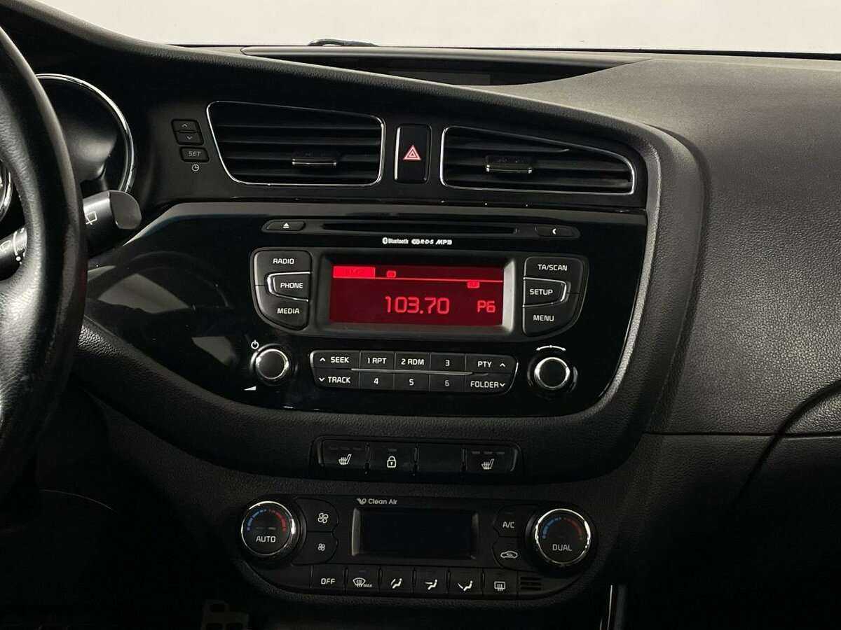 Б/У Киа Сид 2013 года. Фото: #11