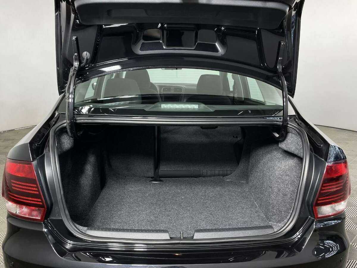 Б/У Фольксваген Поло 2019 года. Фото: #17