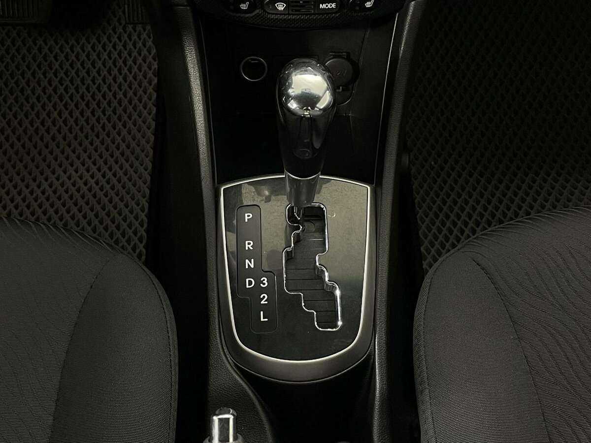 Б/У Хендай Солярис 2012 года. Фото: #12