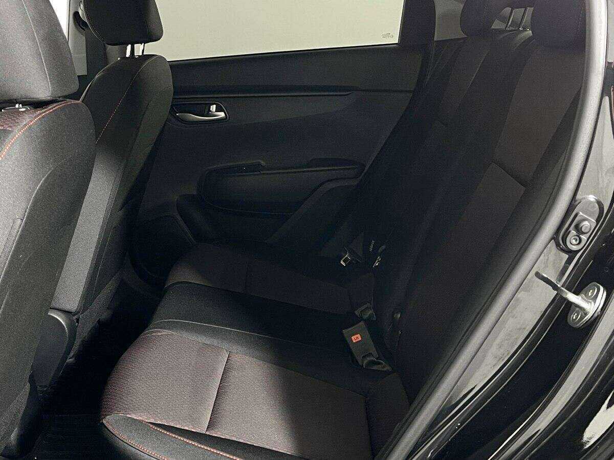 Б/У Киа Рио 2021 года. Фото: #9