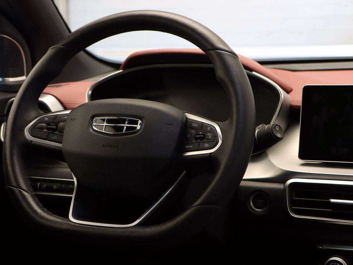 Б/У Джили Кулрэй 2020 года. Фото: #9