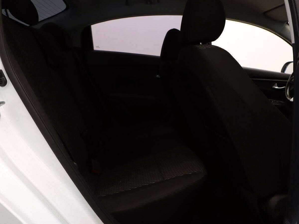 Б/У Киа Рио 2018 года. Фото: #7