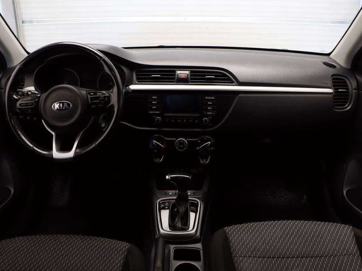 Б/У Киа Рио 2018 года. Фото: #8