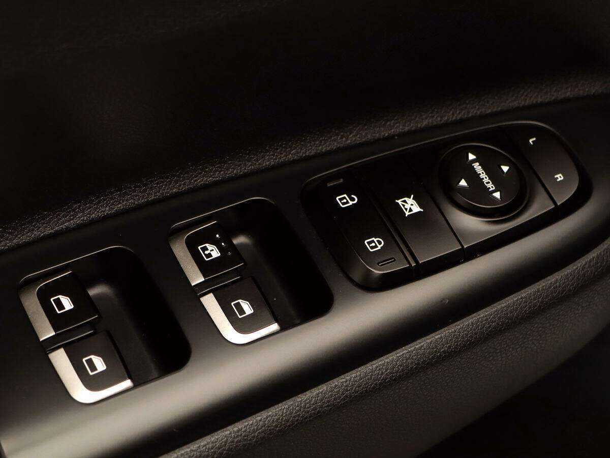 Б/У Киа Рио 2018 года. Фото: #12