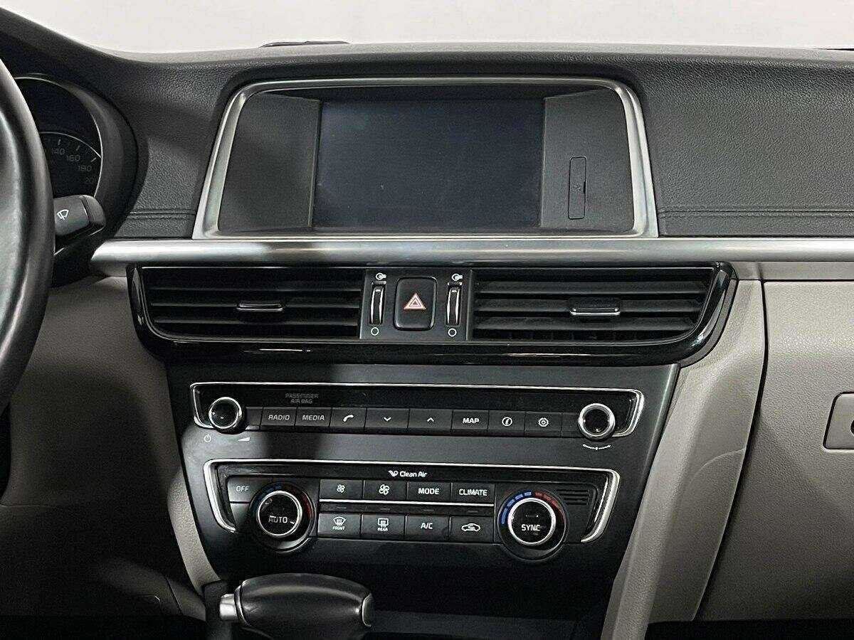 Б/У Киа Оптима 2016 года. Фото: #11