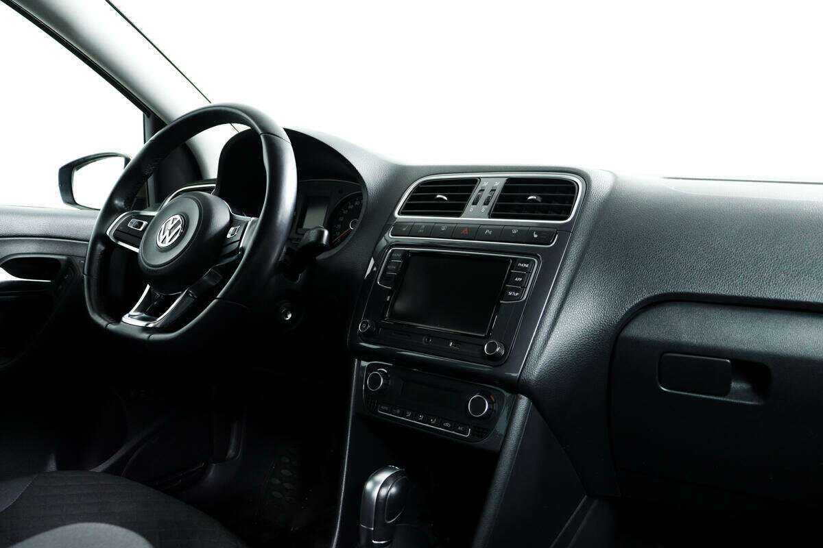 Б/У Фольксваген Поло 2019 года. Фото: #8