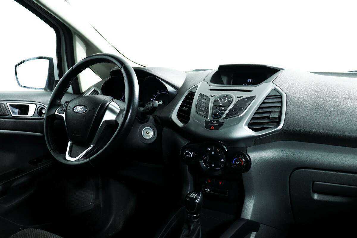 Б/У Форд ЭкоСпорт 2015 года. Фото: #6