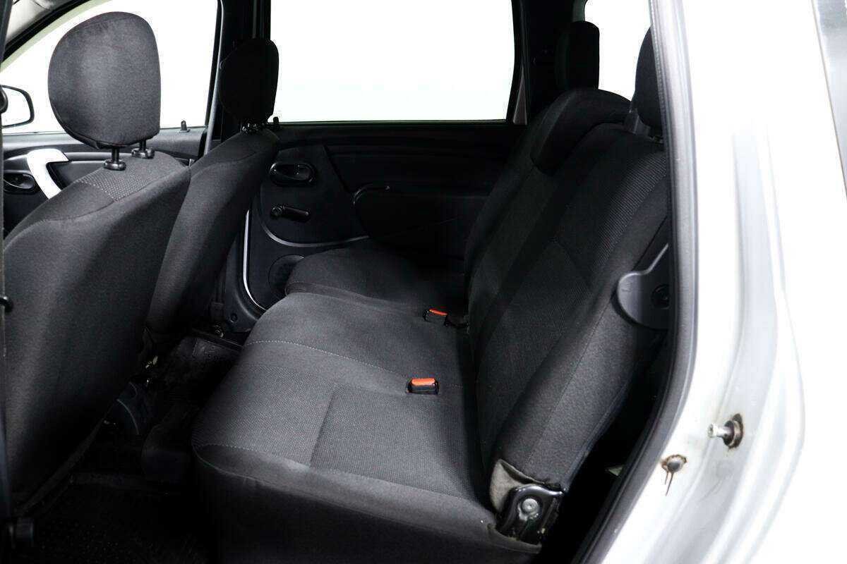 Б/У Лада (ВАЗ) Ларгус 2014 года. Фото: #11