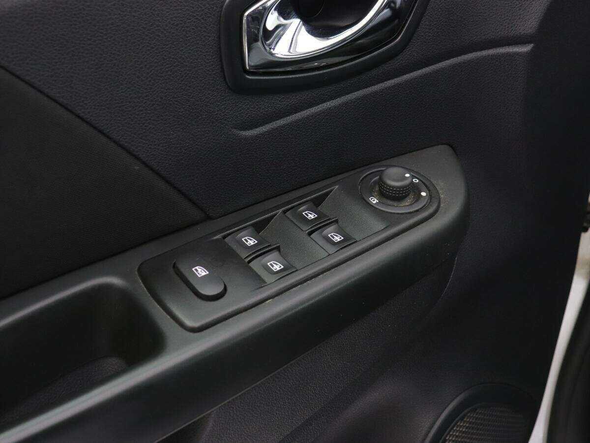 Б/У Рено Каптюр 2016 года. Фото: #16