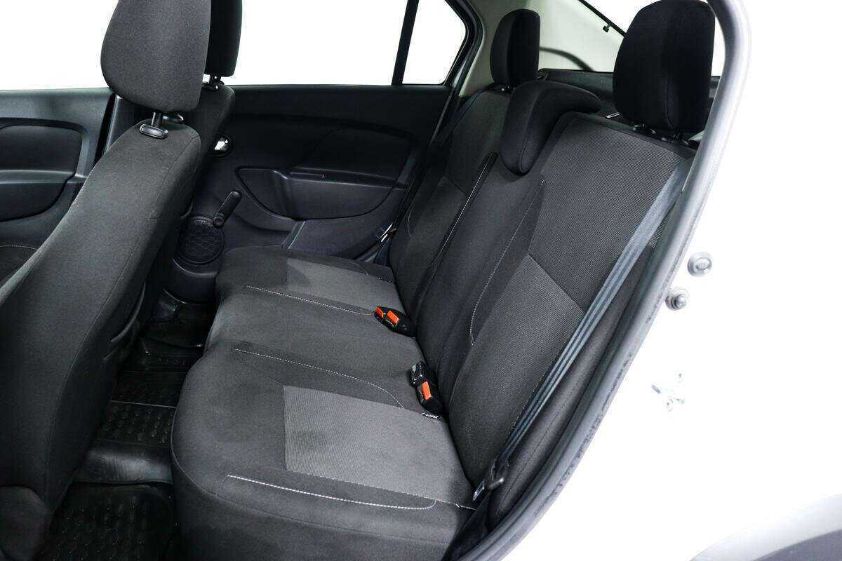 Б/У Рено Логан 2020 года. Фото: #11