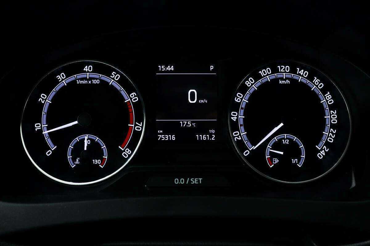 Б/У Шкода Рапид 2018 года. Фото: #9