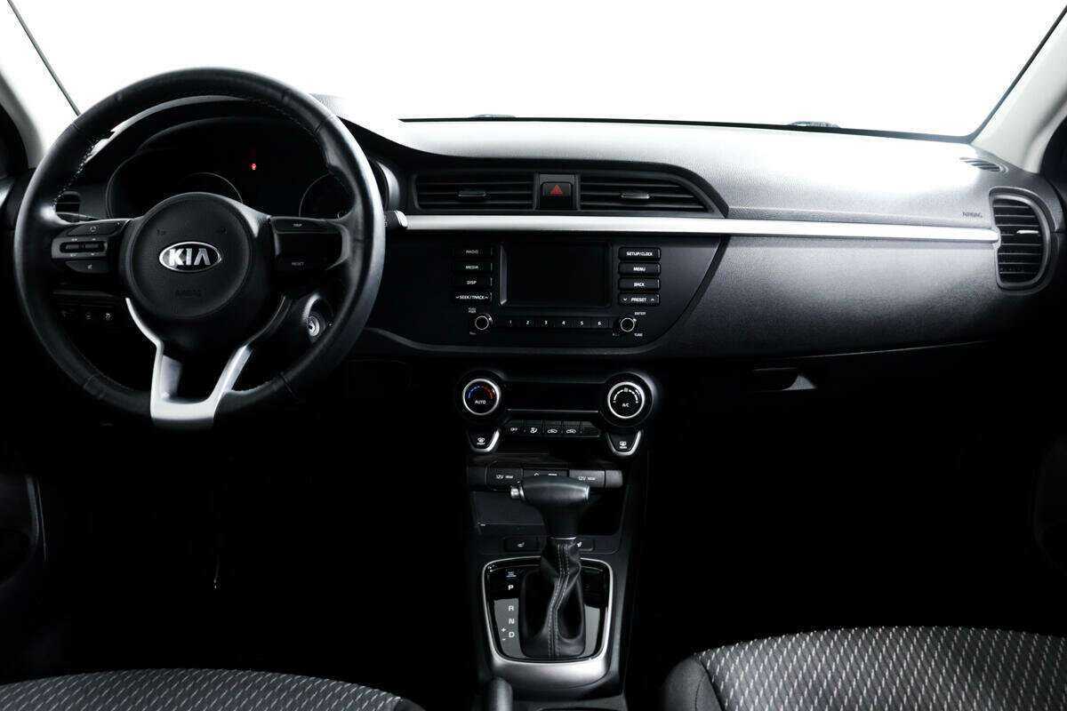 Б/У Киа Рио 2018 года. Фото: #10