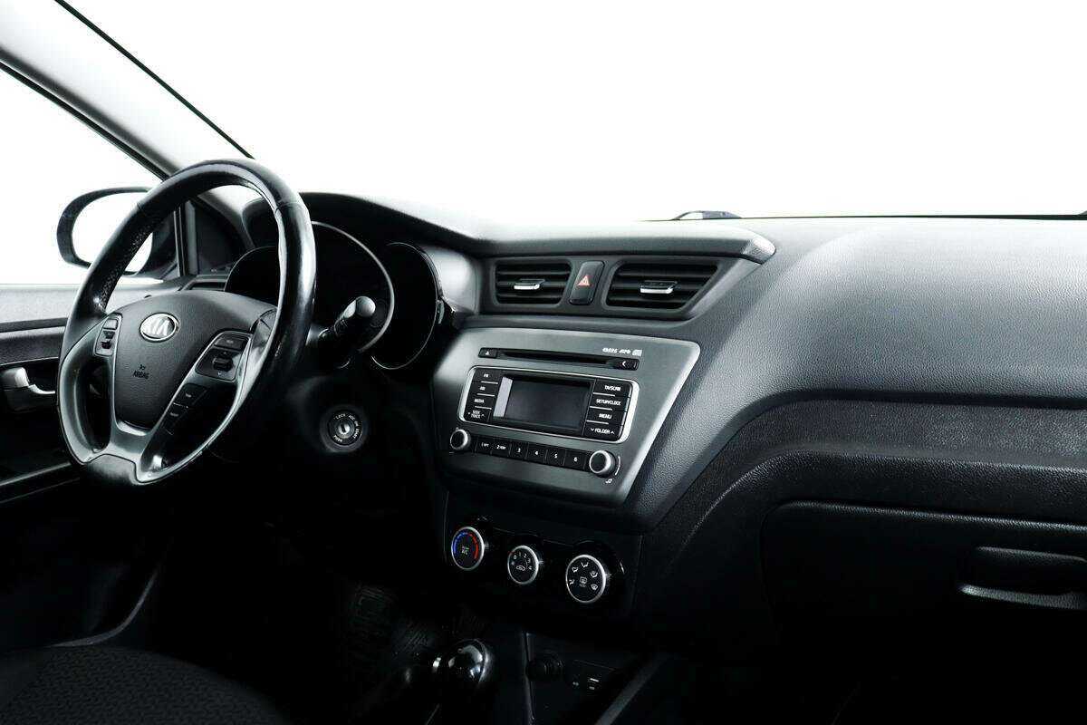 Б/У Киа Рио 2017 года. Фото: #8